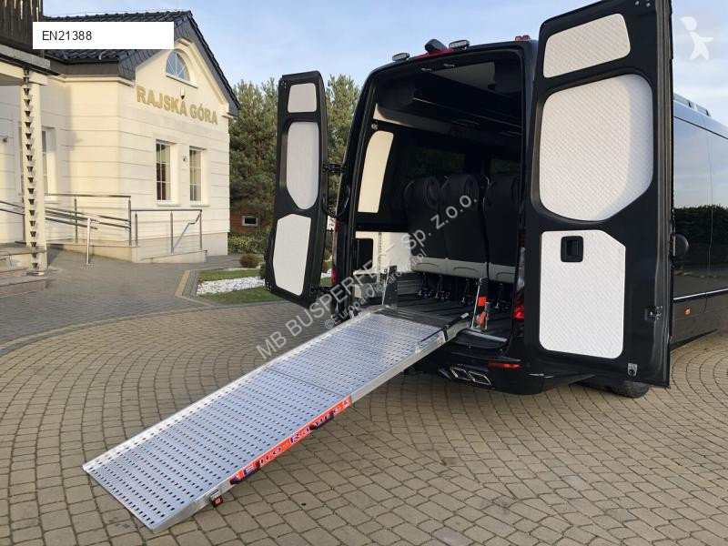 Véhicule utilitaire Mercedes 519 CDI – MB...