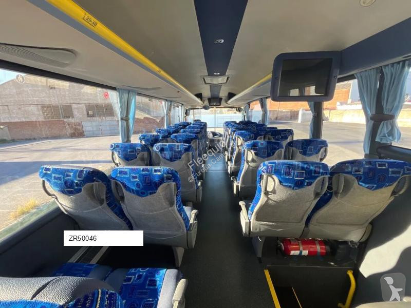 باص Irizar i6