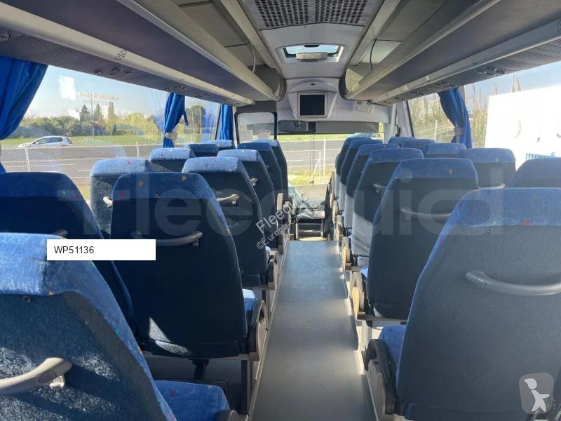 باص Iveco 389