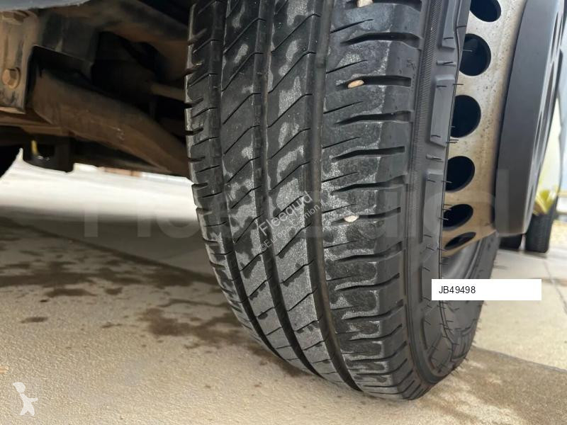 باص Mercedes