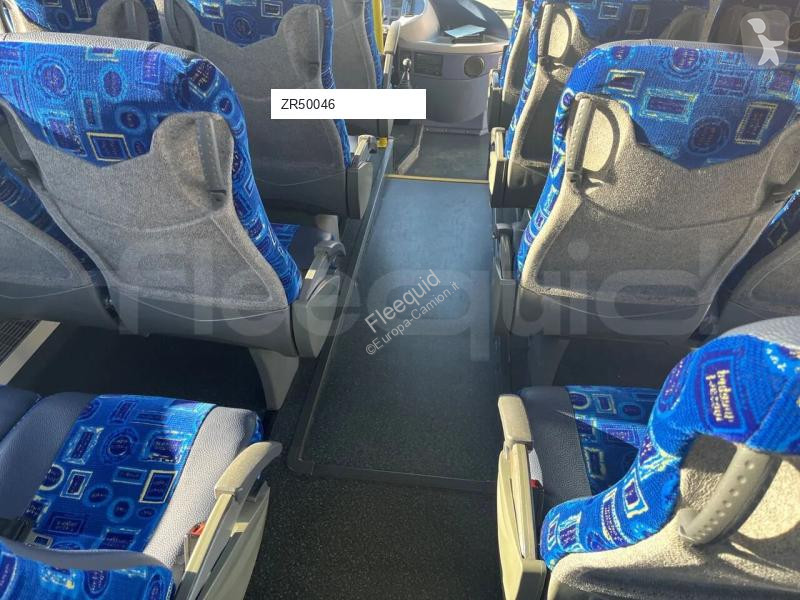 باص Irizar i6