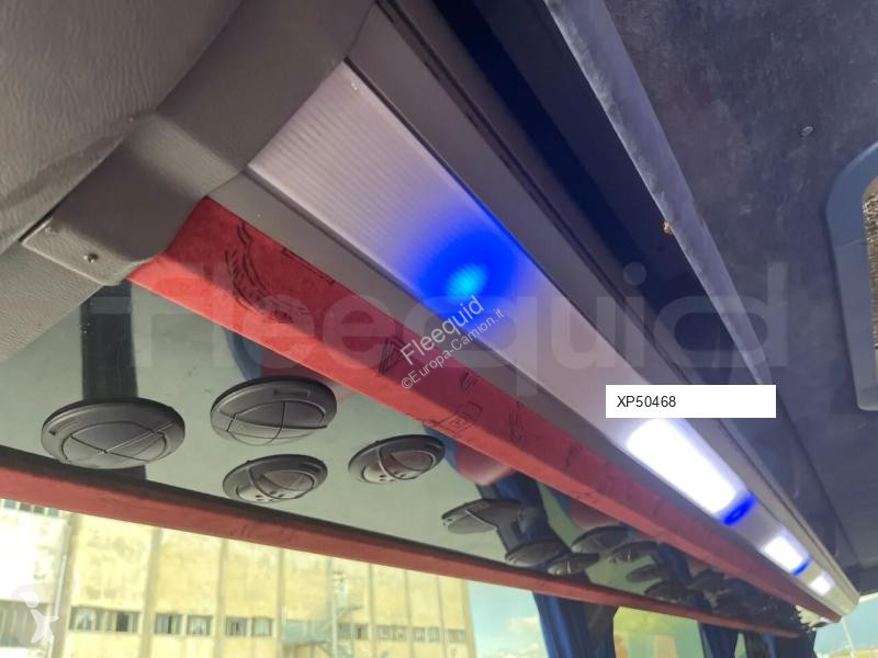 Autobús Mercedes 818