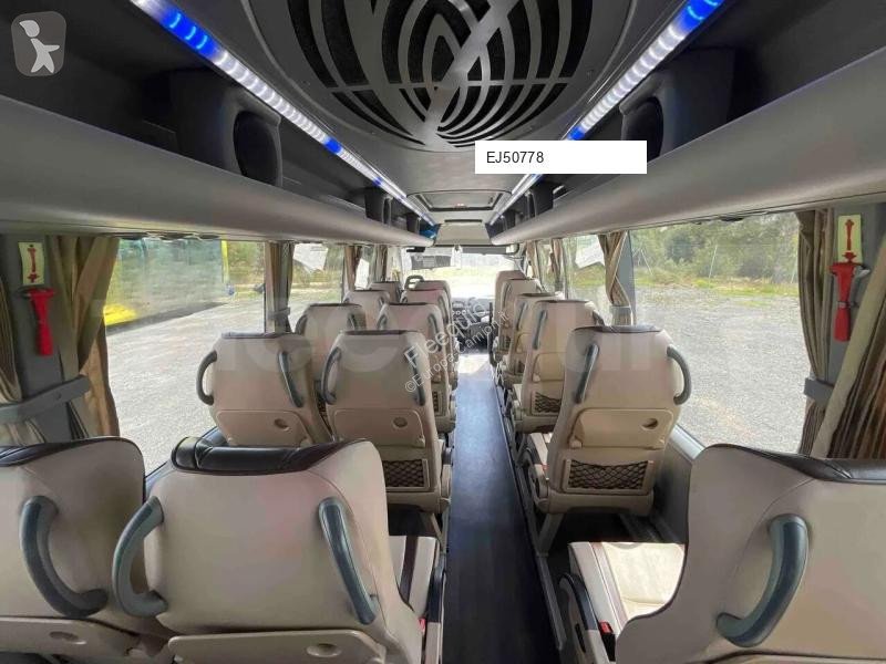 باص Iveco Ferqui