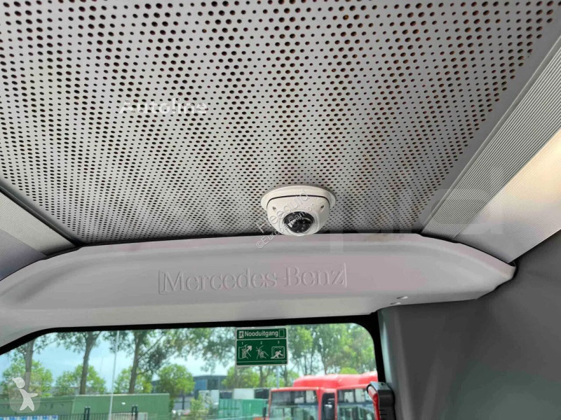 باص Mercedes