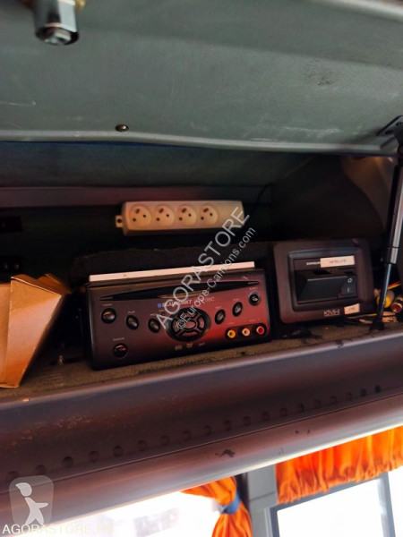 Autobussen Van Hool 916