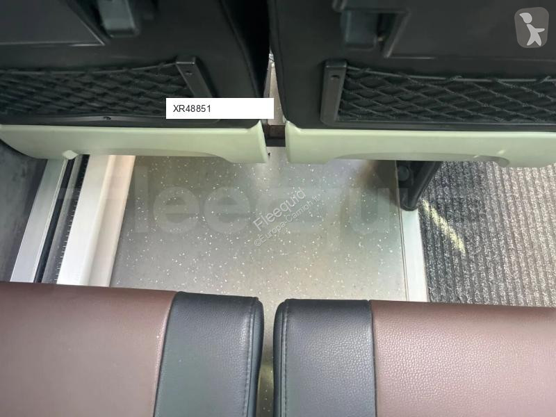 باص Mercedes