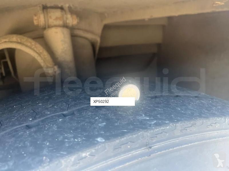 باص Mercedes