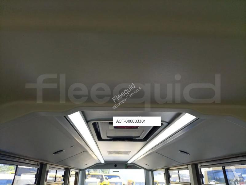 باص Iveco Indcar