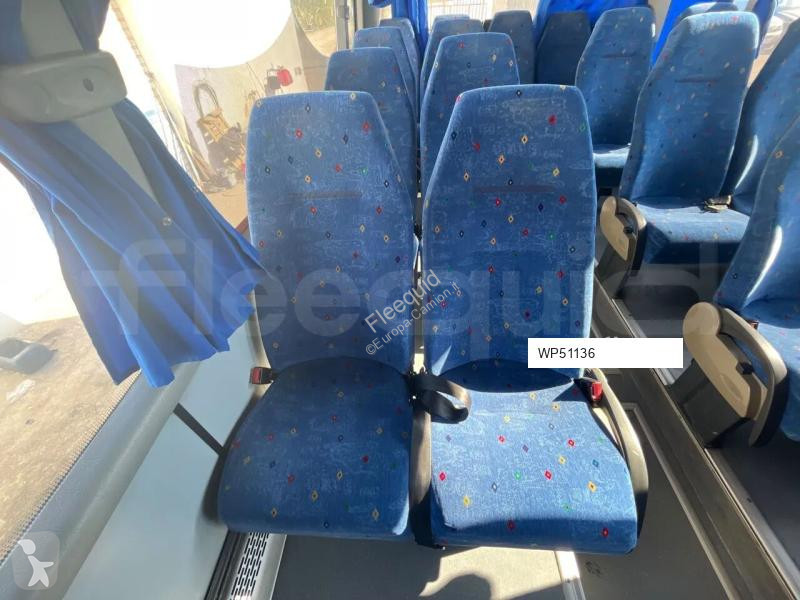 باص Iveco 389