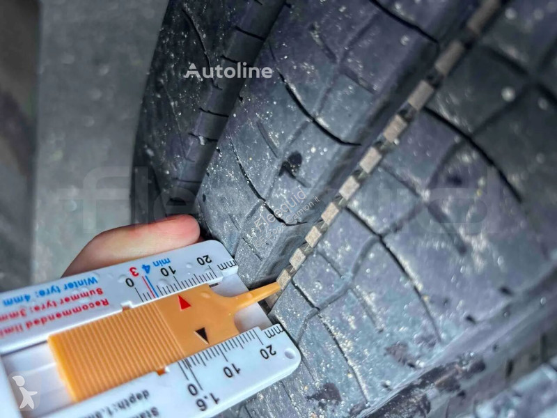 باص Isuzu Novo