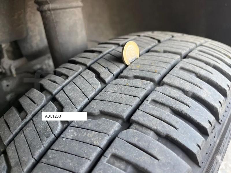 باص Mercedes