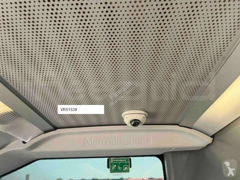 باص Mercedes