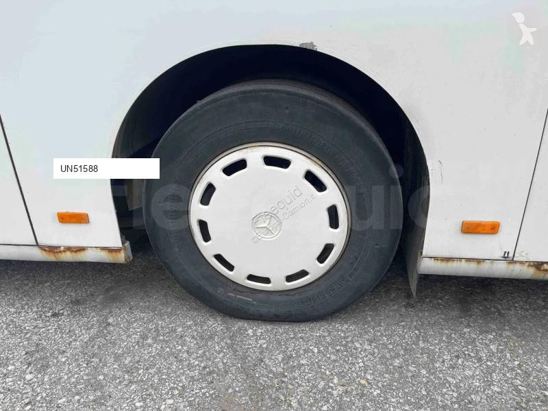 باص Mercedes