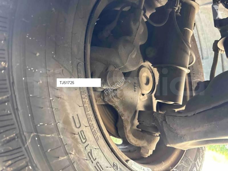 باص Mercedes