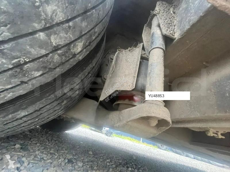 باص Mercedes
