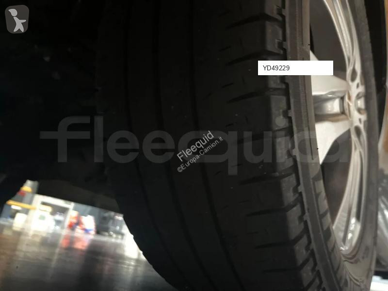 باص Mercedes