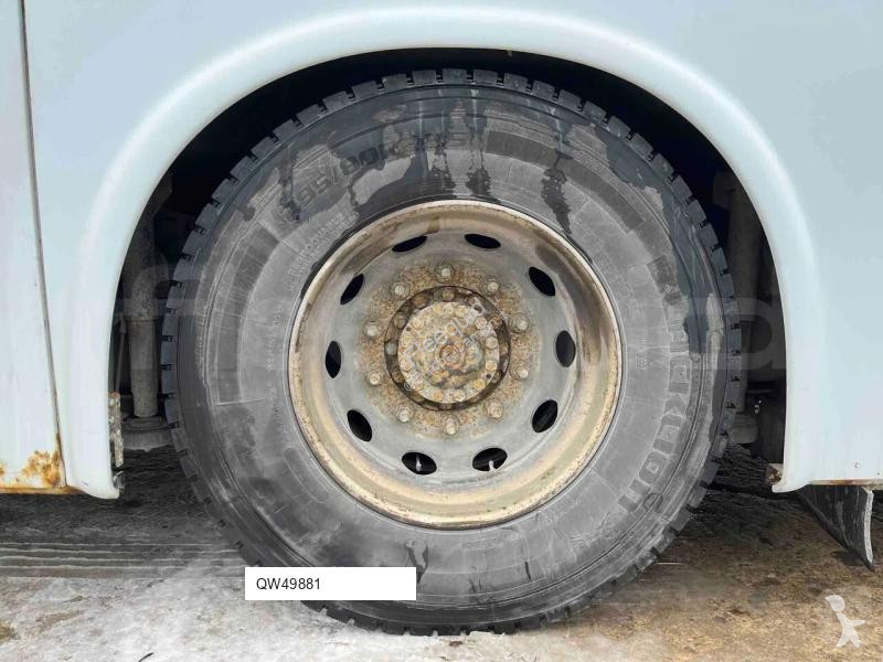باص Irisbus