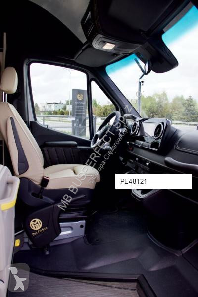 Véhicule utilitaire Mercedes 519 CDI – MB...