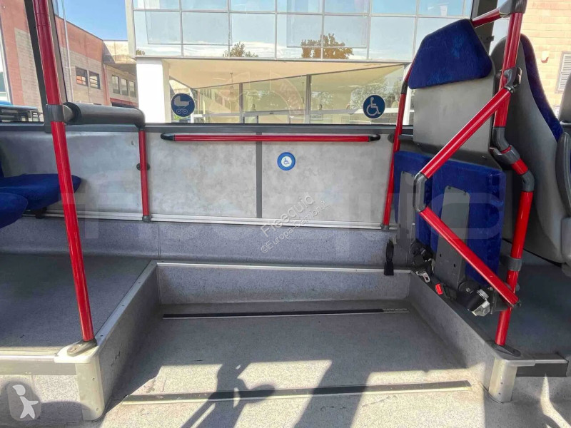 باص Mercedes