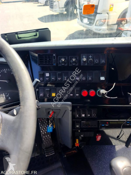 Autobussen Van Hool 916