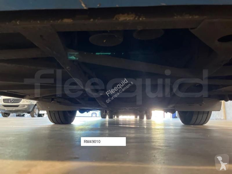 باص Mercedes G