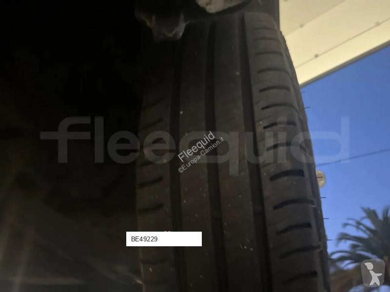 باص Mercedes