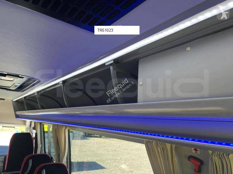 باص Iveco Ferqui