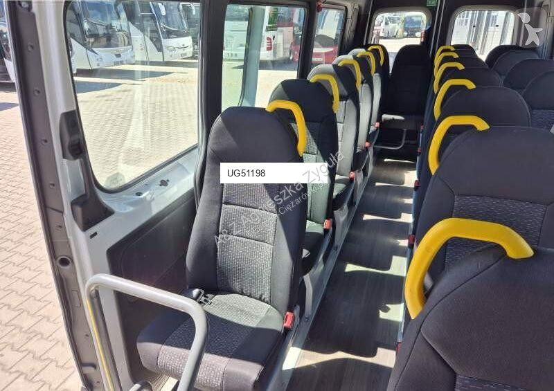باص Mercedes SPRINTER 519
