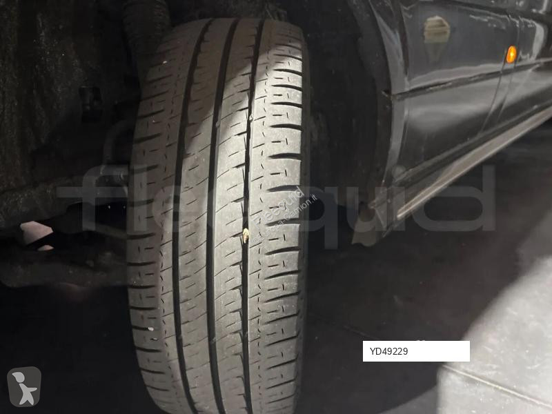 باص Mercedes
