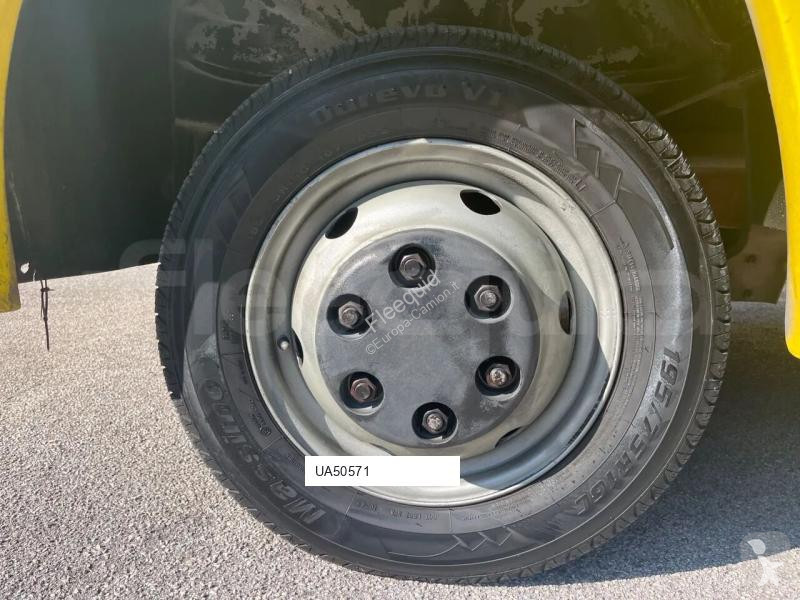 باص Iveco Cacciamali