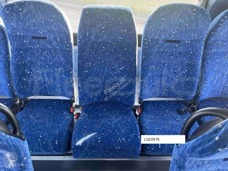 باص Neoplan Cityliner