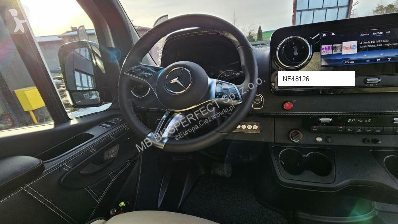 Véhicule utilitaire Mercedes 519 CDI – MB...