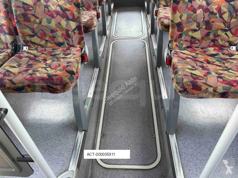 Autóbusz Setra S412