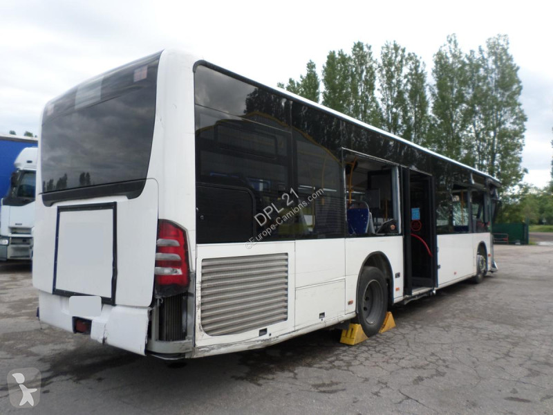 Autobuz Mercedes