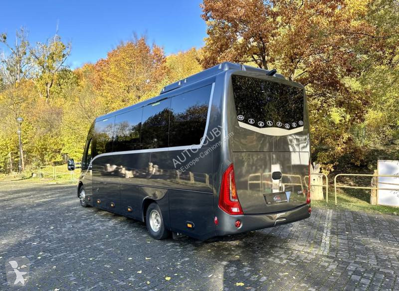 Furgoneta Iveco Cuby C70, 7.9m 27+1+1+ acenseur