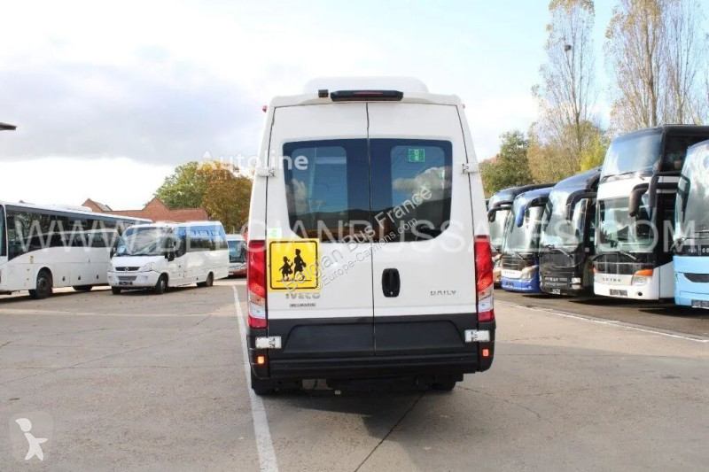 Furgoneta Iveco / 7.5m / CNG / AIRCO / AUT