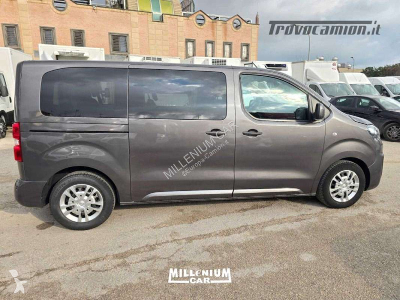 Furgoneta Opel LIFE 9 POSTI 2020