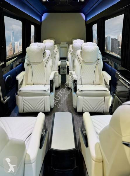 Autobus Mercedes Cuby 11+1 VIP Line