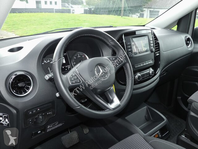 Furgoneta Mercedes