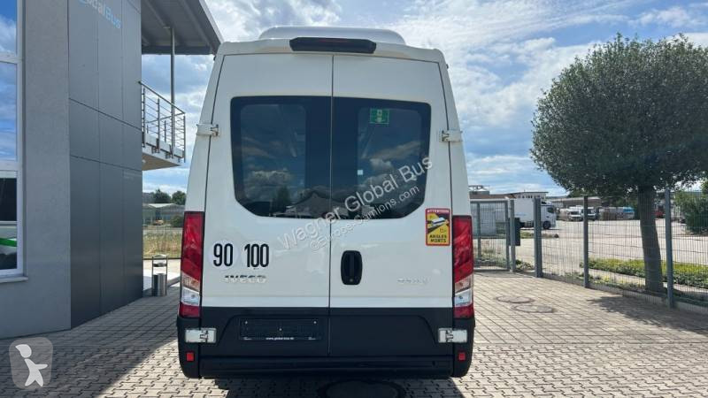 Autobuz Iveco