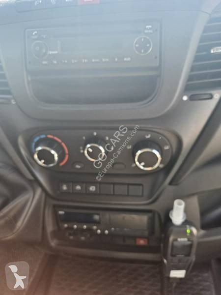 Furgoneta Iveco 22+1