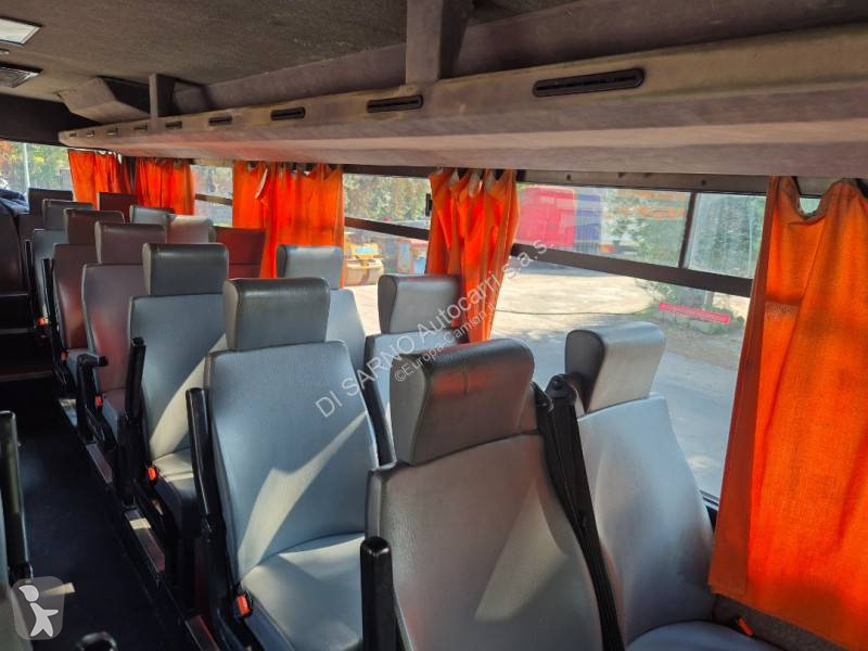 Autobuz Mercedes VARIO 815