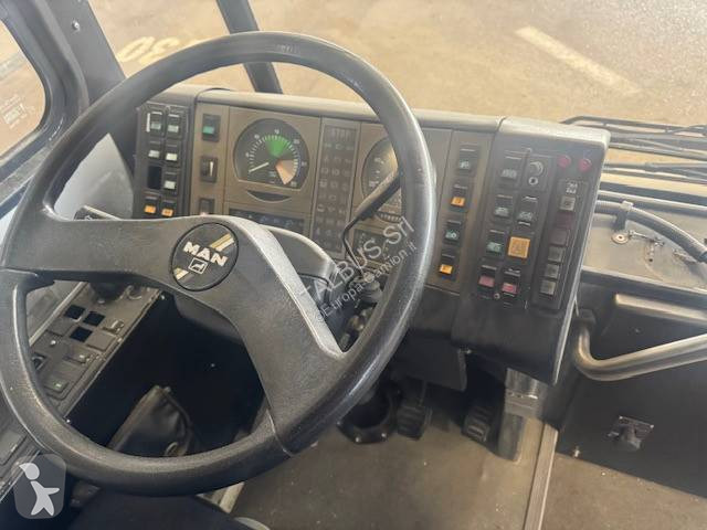 Autobuz MAN 11.220/3 HOCL DE SIMON