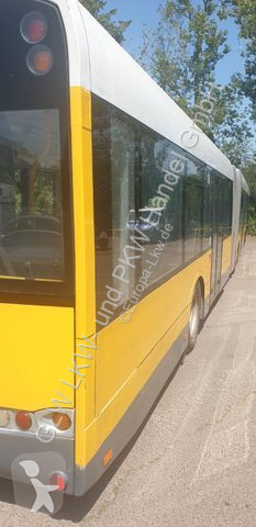 Bus Solaris 18