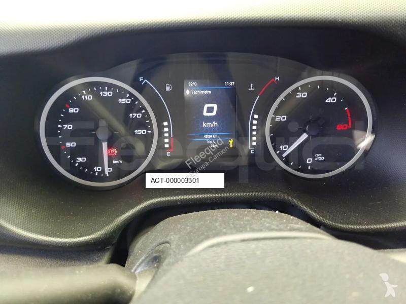 باص Iveco Indcar