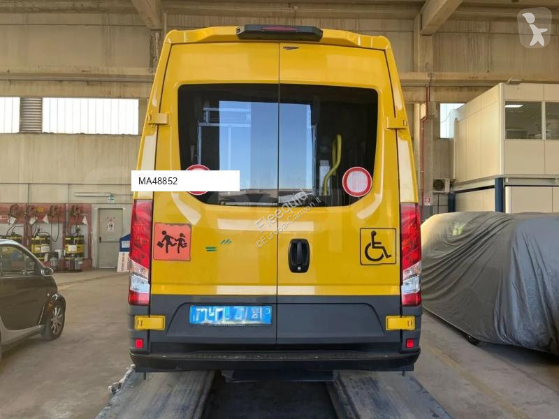 Autobus Iveco Daily