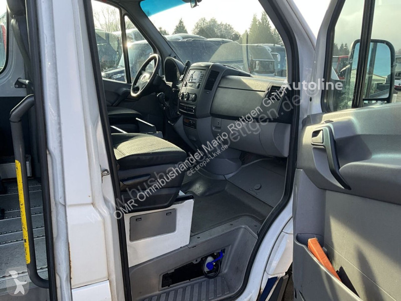 باص Mercedes