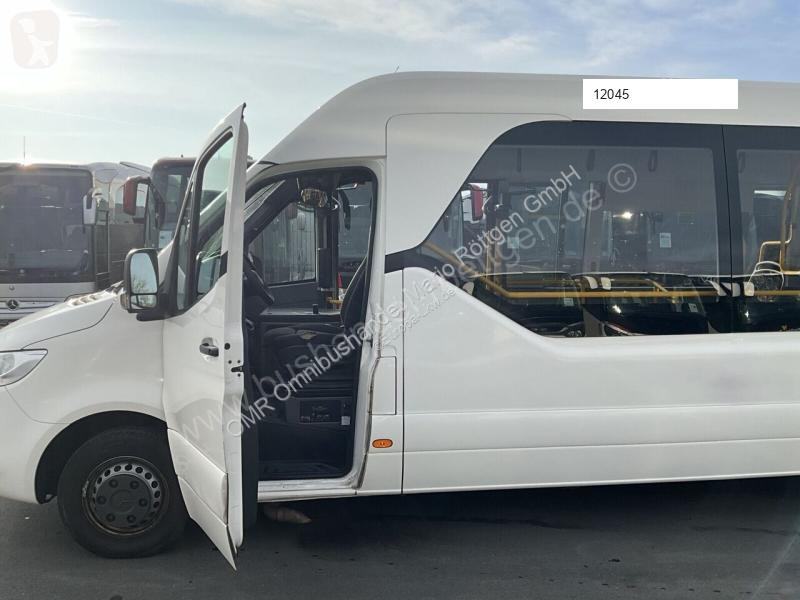 Градски автобус Mercedes 75