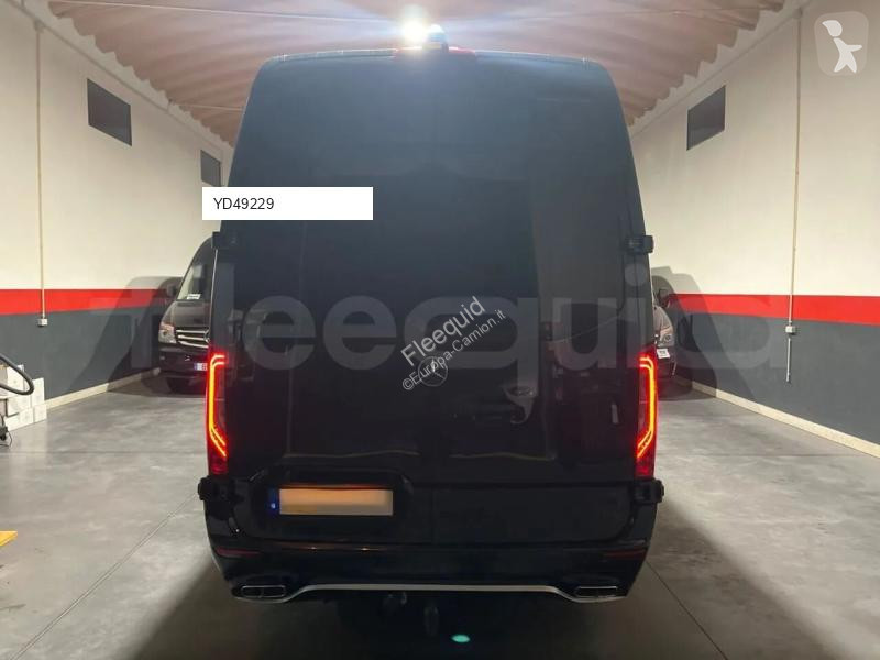 باص Mercedes
