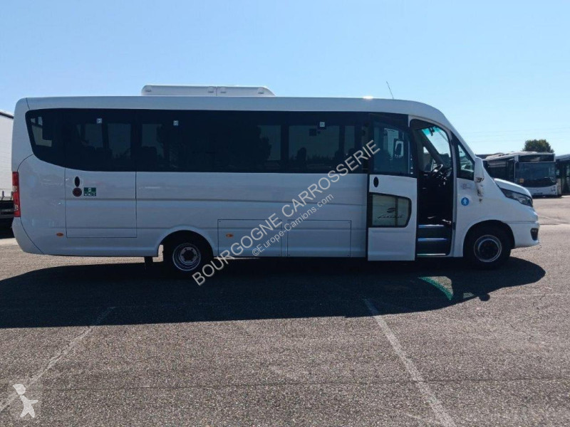 باص Iveco DAILY 32 PAX GNV